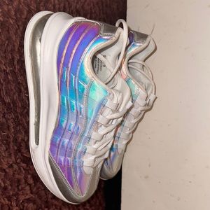 Chrome sneakers size 9 women’s